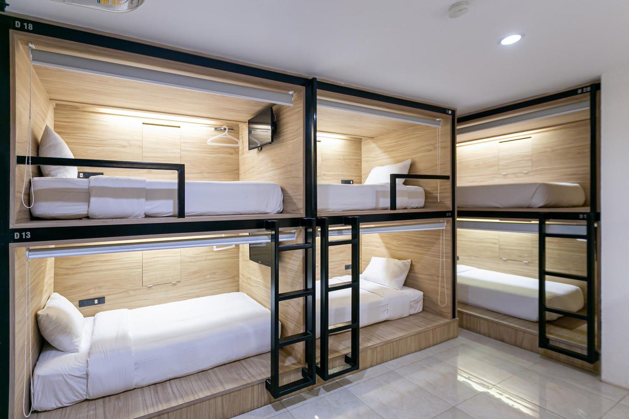 The Bedrooms Hostel Pattaya Dış mekan fotoğraf