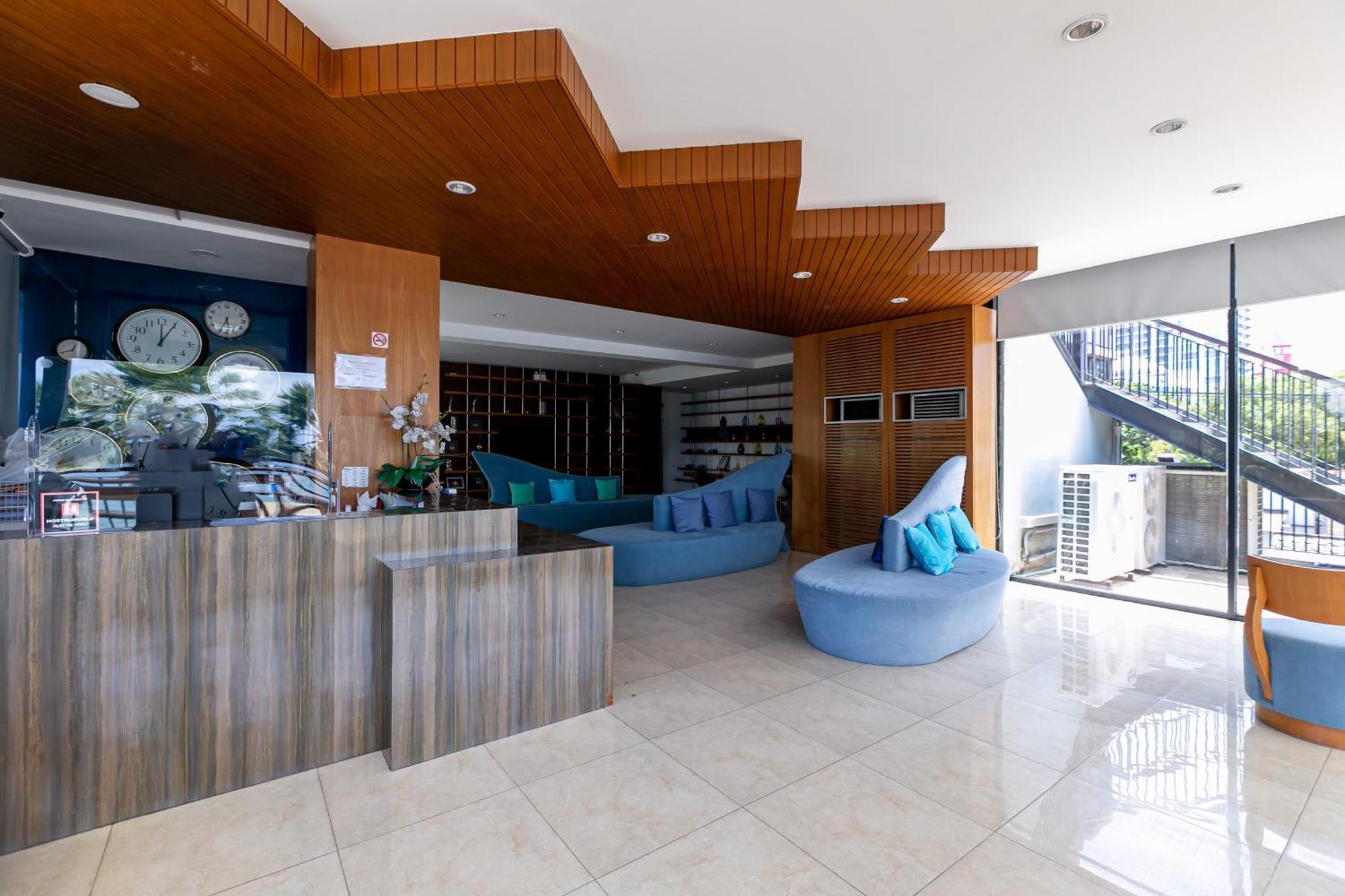 The Bedrooms Hostel Pattaya Dış mekan fotoğraf