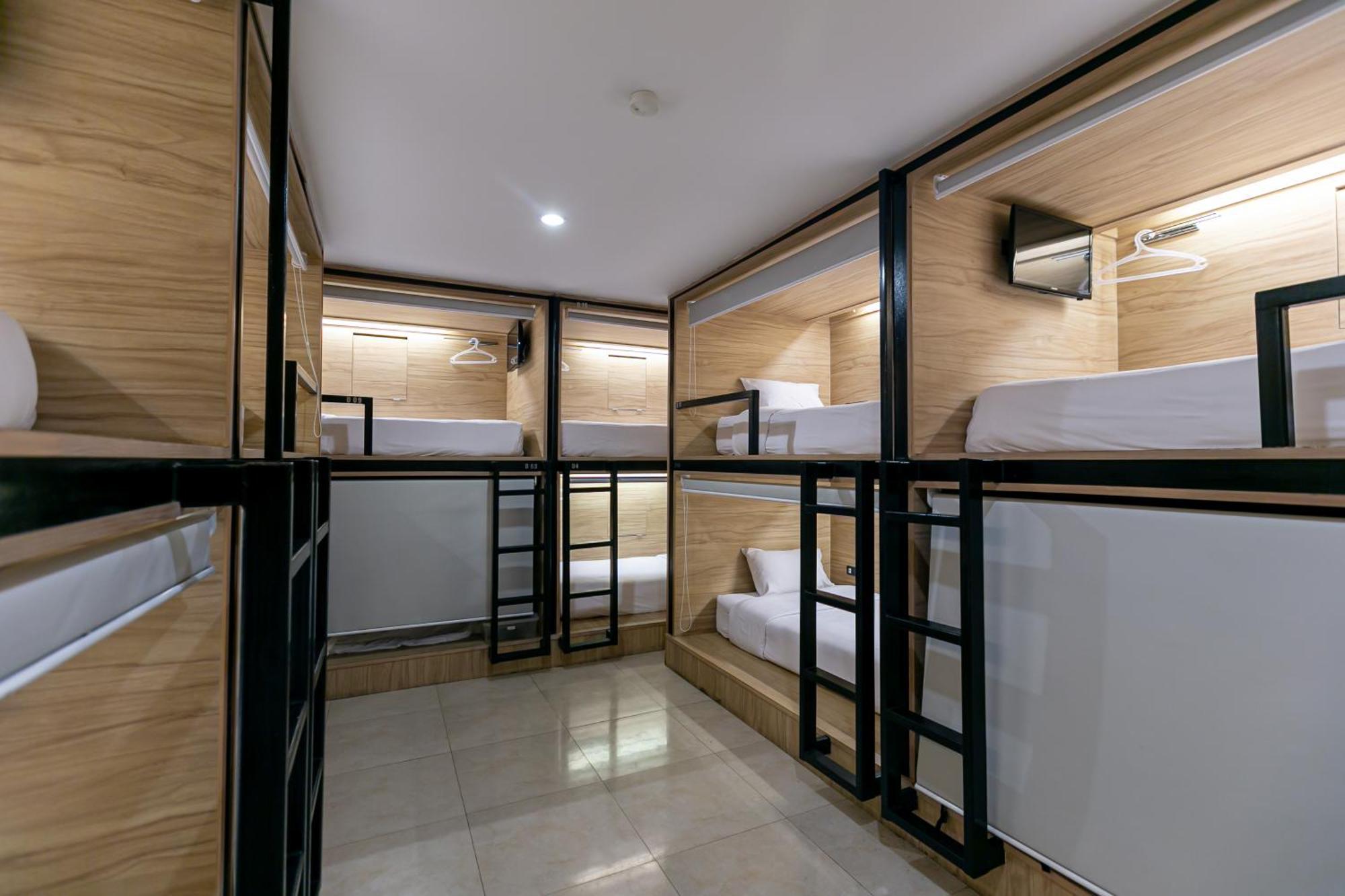 The Bedrooms Hostel Pattaya Dış mekan fotoğraf