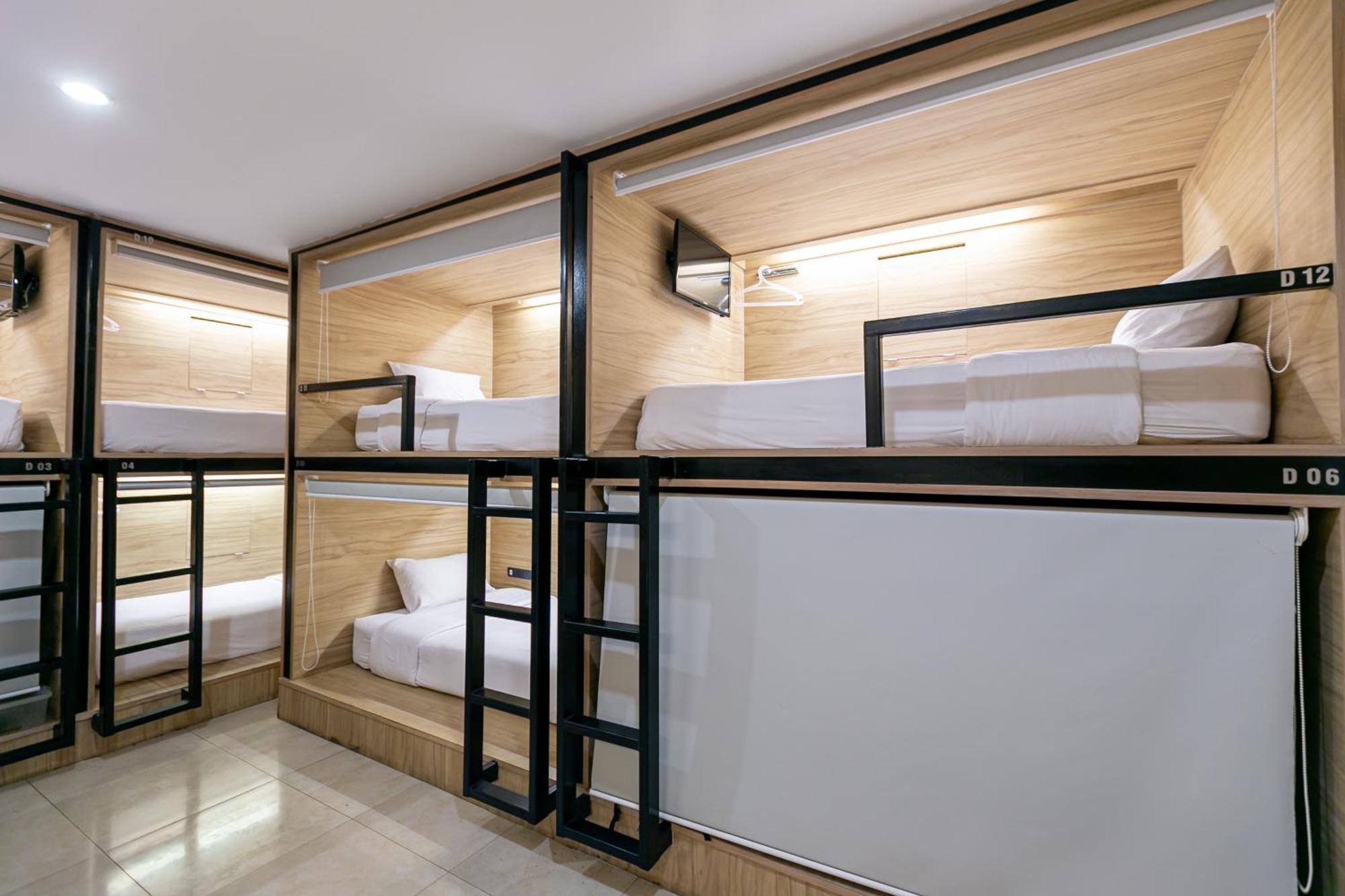 The Bedrooms Hostel Pattaya Dış mekan fotoğraf