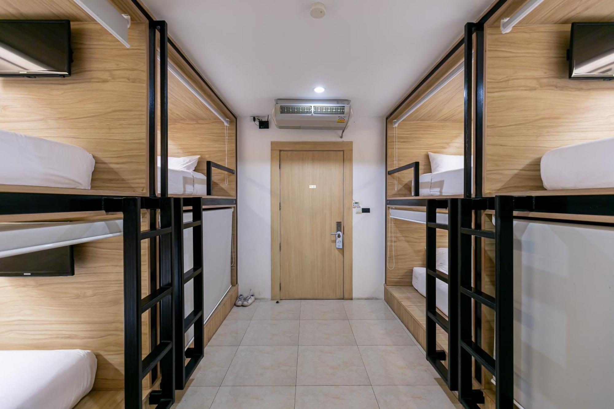 The Bedrooms Hostel Pattaya Dış mekan fotoğraf